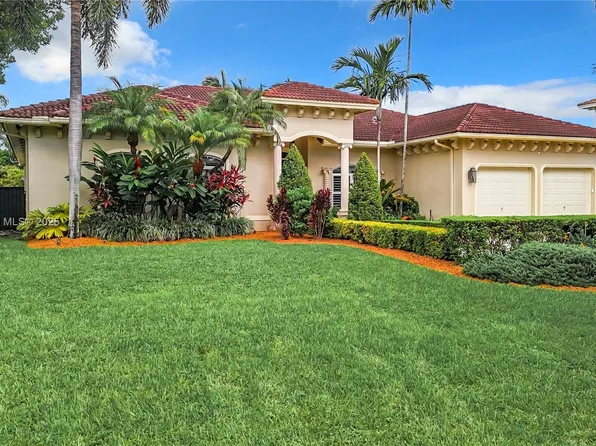 16541 SW 84th Ct, Palmetto Bay, FL 33157
