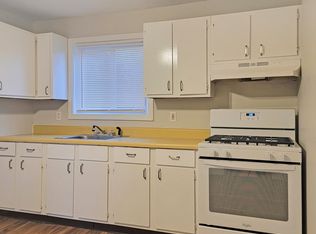 320 Flint St APT 1, Fall River, MA 02723