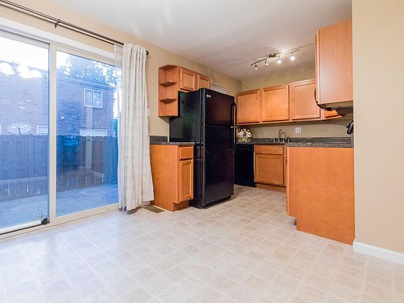 4th image of 1269 Clarkson Ct