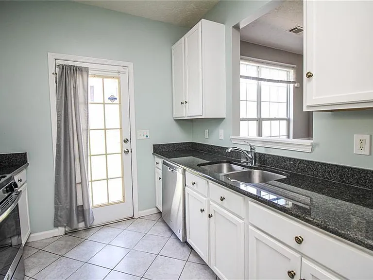 6476 Portside Way — Photo 8