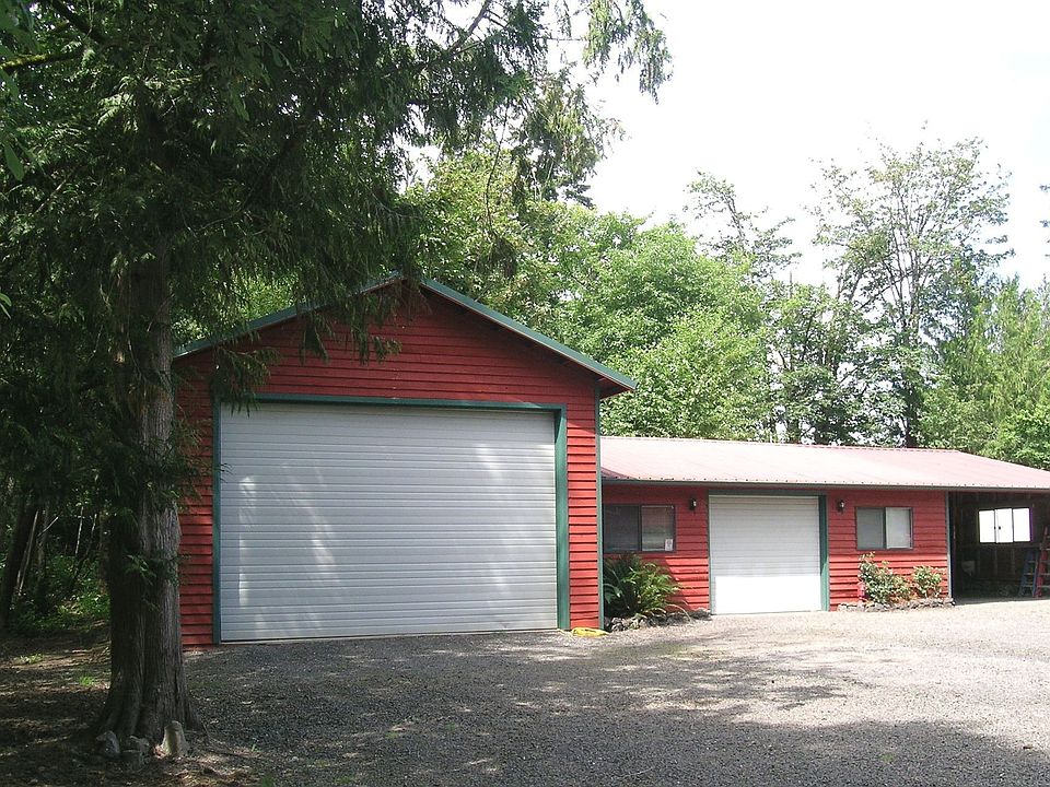 24x40 RV garage & 20 x 32 garage/shop