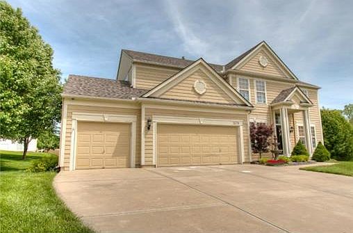 1st image of 1576 Columbine Ct