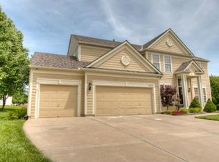 1576 Columbine Ct, Liberty, MO 64068