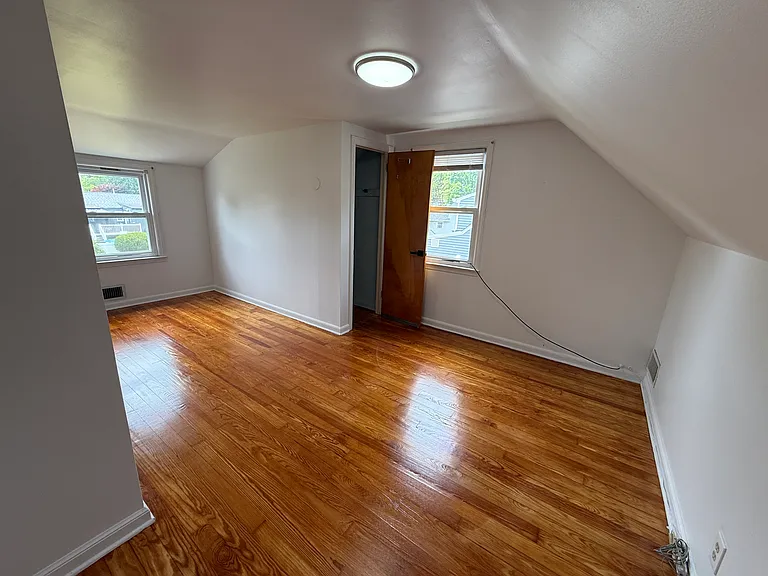 585 Mountainview Dr — Photo 18