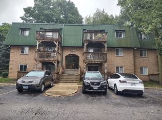 1930 Tall Oaks Dr APT 2B, Aurora, IL 60505