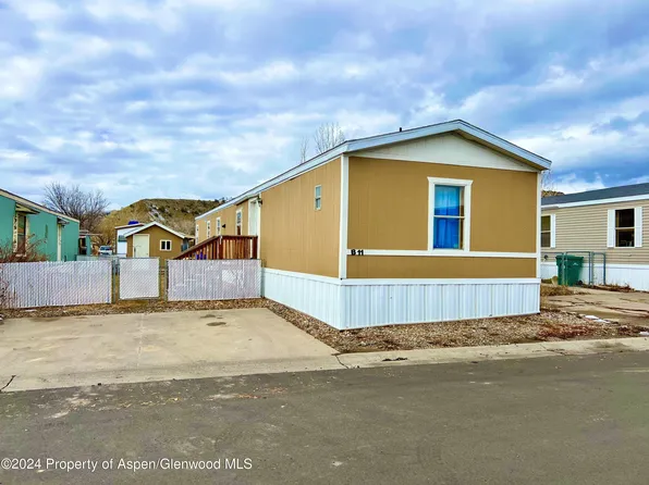 99 Logans Ln, Parachute, CO 81635