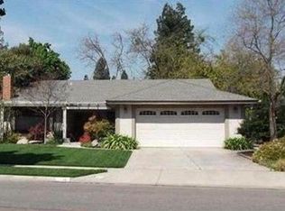 236 E Omaha Ave, Fresno, CA 93720
