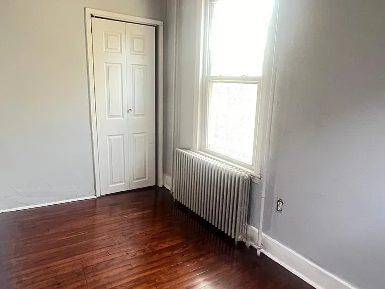 294 Washington Ave #2 — Photo 10