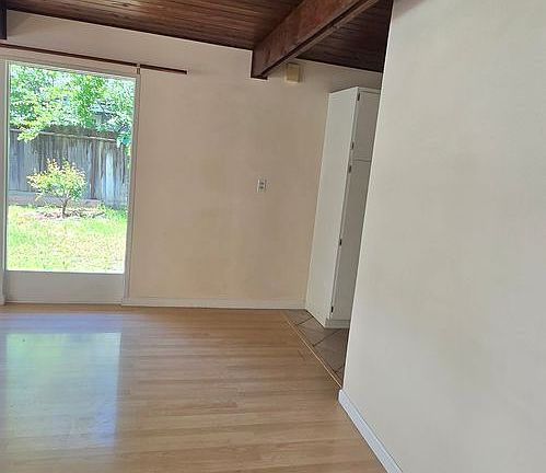 3rd image of 645 Bolen Dr
