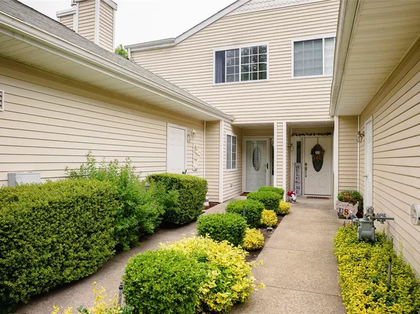 276 Ranch Circle, Manorville, NY 11949