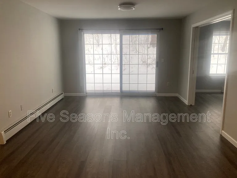 193 Hildred Dr #1 — Photo 2
