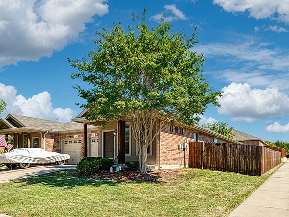 2nd image of 366 Schirra Ct