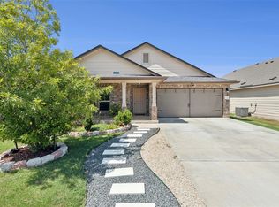 113 Reagor Dr, Taylor, TX 76574