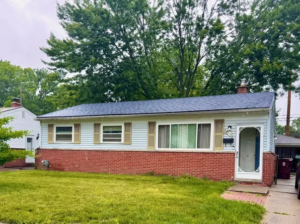 34516 John St, Wayne, MI 48184