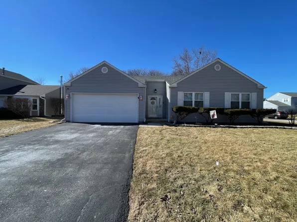 910 Fieldside Ln, Aurora, IL 60504