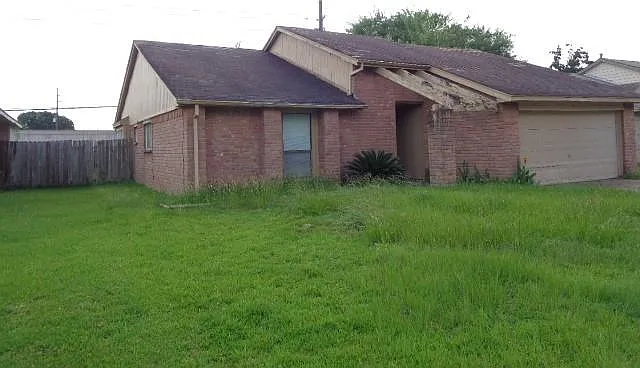 3 bed, 2.0 bath, 1533 sqft, $1,575 — Photo 2
