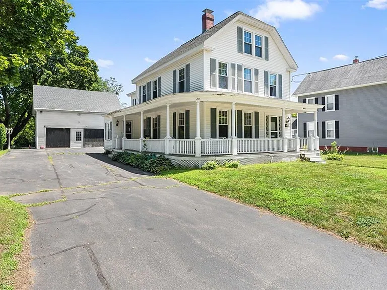 20 Stark Ave — Photo 2