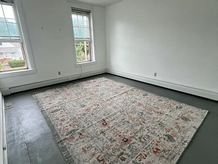 314B East St — Photo 1