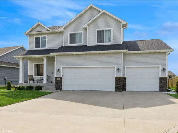 621 Orchard View Dr, Norwalk, IA 50211
