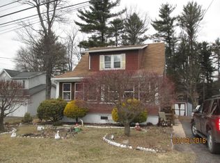 329 6th St, Weatherly, PA 18255