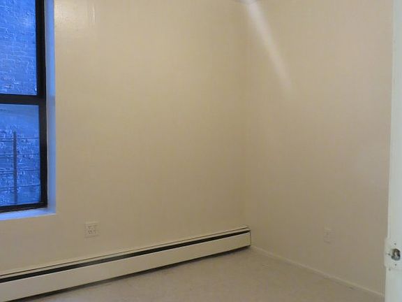 2nd image of 1155 E 165th St APT 3A