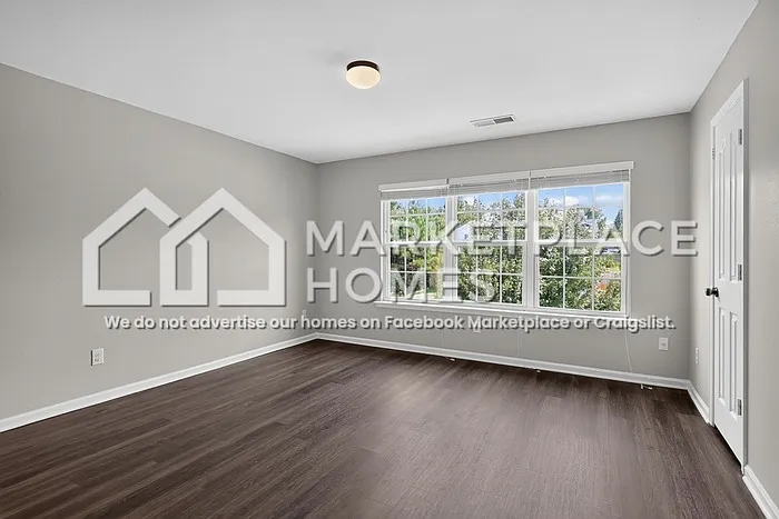 401 Feather Site Ct — Photo 18