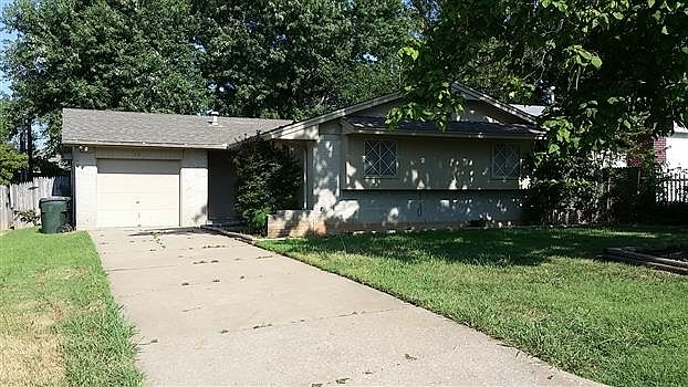 1st image of 2411 Kiowa Way