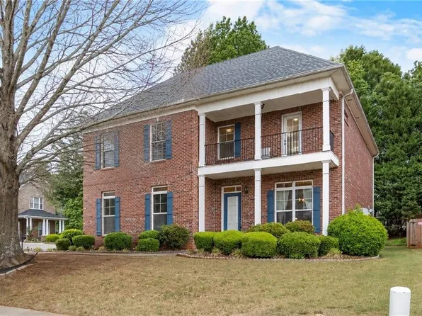 1128 Gateview Dr, Lawrenceville, GA 30046
