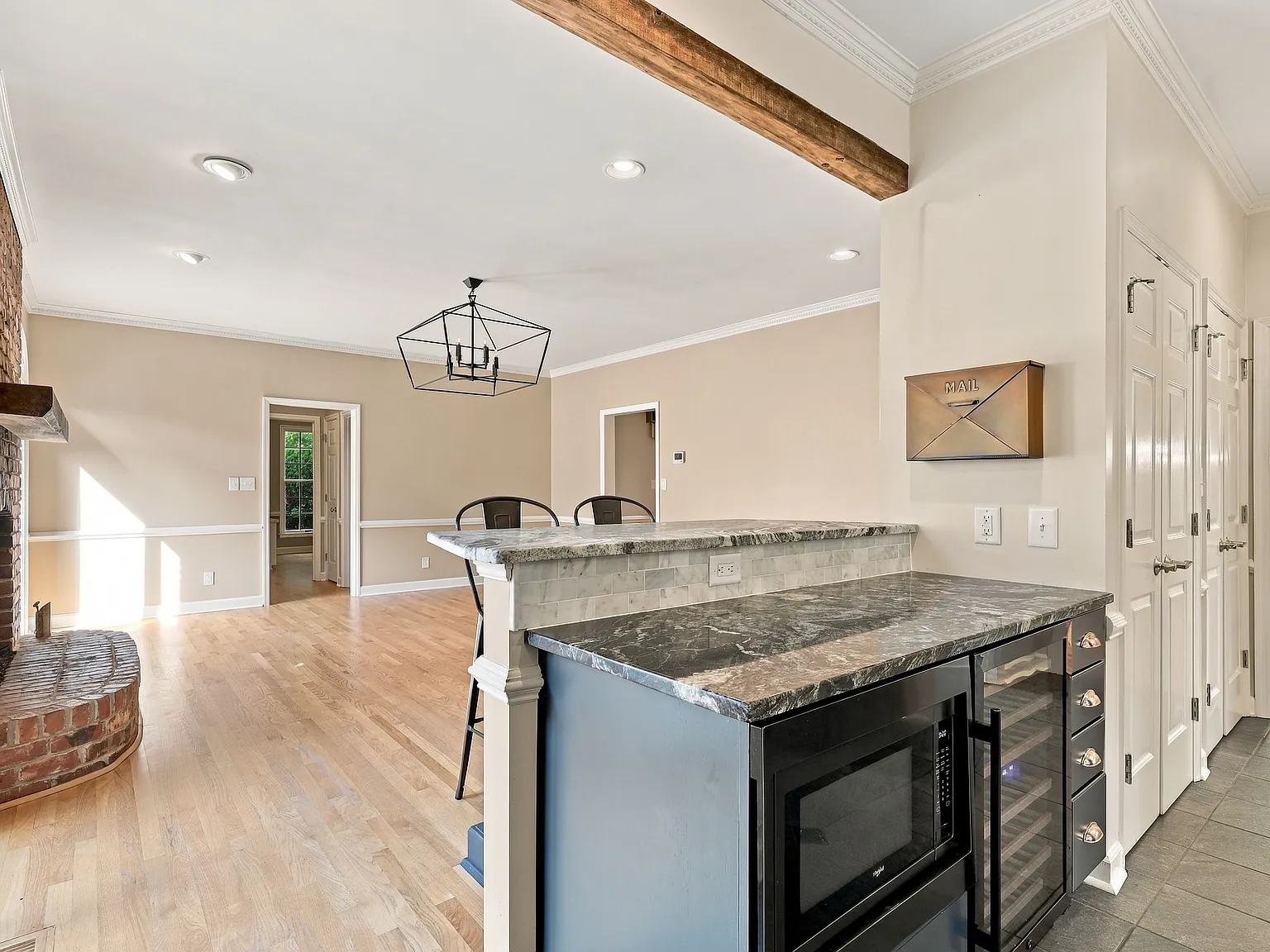 35 McDonald Road West - 1 — Photo 3