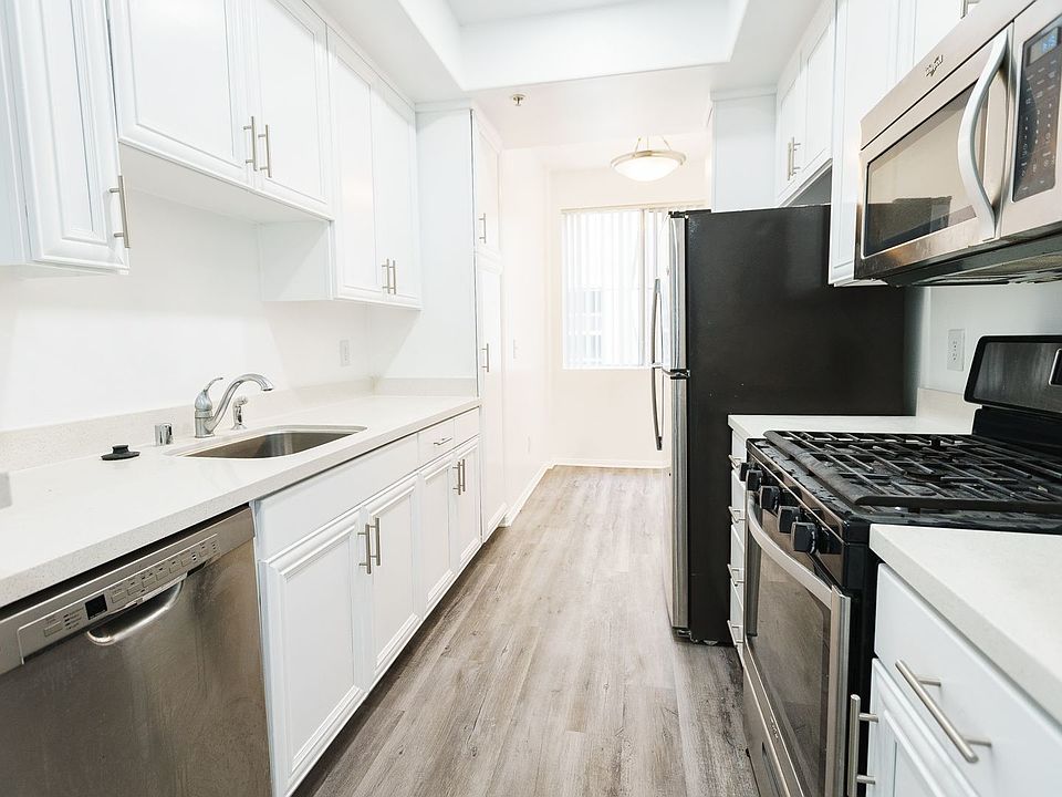 1st image of 2201 S Beverly Glen Blvd APT 203