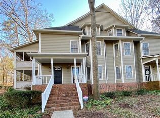 1492 Oakridge Cir, Decatur, GA 30033