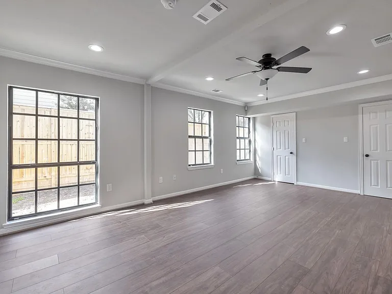 7312 Main St — Photo 6