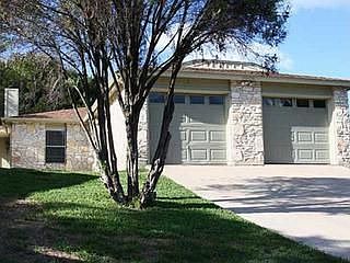 1st image of 9908 Hundred Oaks Cir