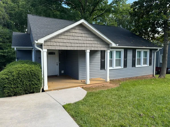 510 Butler St, Pilot Mtn, NC 27041