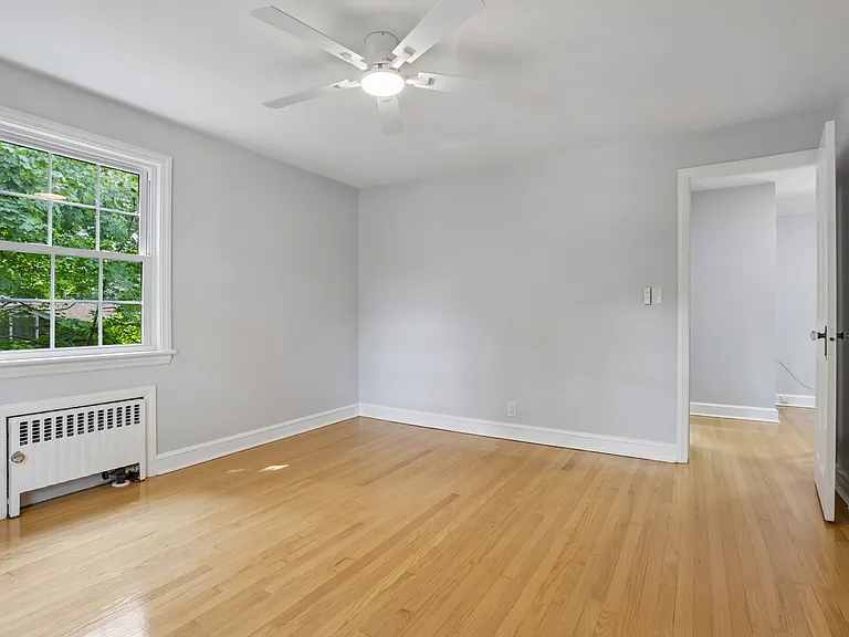 30 Kinderkamack Rd — Photo 16