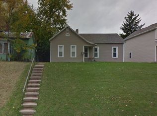 120 W 4th St, Gillett, WI 54124