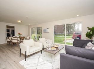 68 Fernview Ave APT 1, North Andover, MA 01845