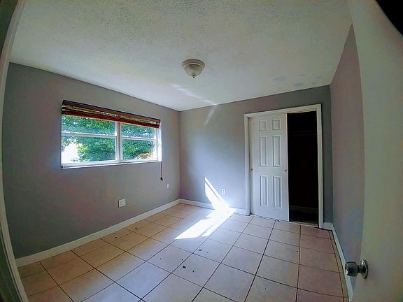 5th image of 2835 NW 22nd Ave APT 3