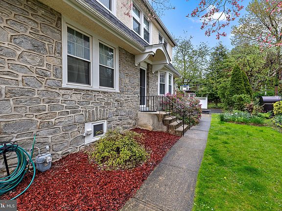 2nd image of 517 Shadeland Ave