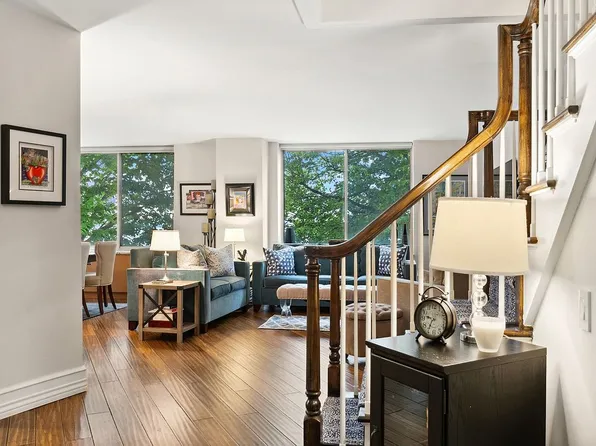 21 S End Ave APT 208, New York, NY 10280