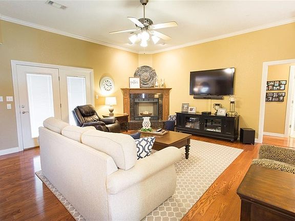 4th image of 1509 Breckenridge Dr