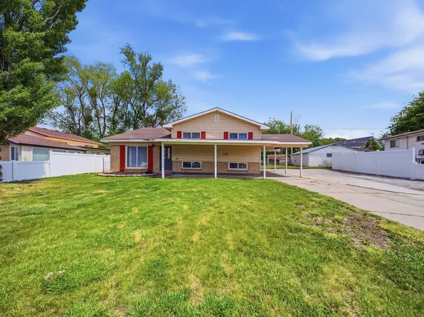 4681 S Tina Way E, Salt Lake City, UT 84107