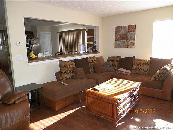 3rd image of 659 Sky Way Dr NW