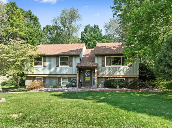 104 Timber Trl, Imperial, PA 15126