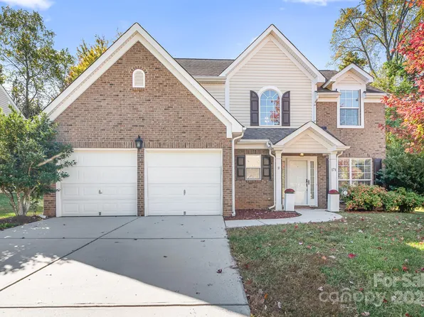 171 Vance Crescent Dr, Mooresville, NC 28117