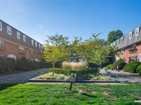 25 River Rd #12, Nutley, NJ 07110
