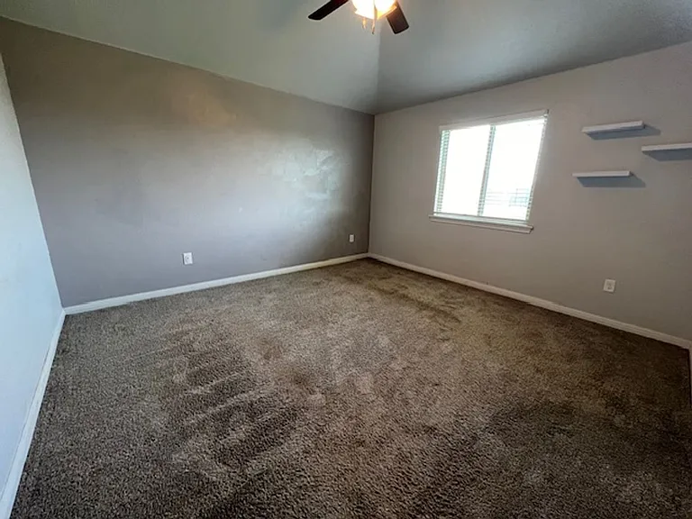 319 Foxtrot Ln — Photo 16