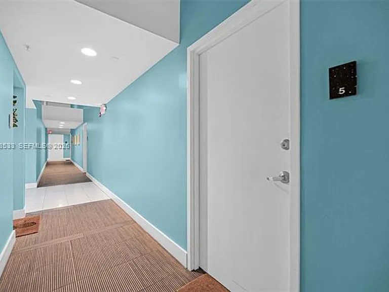 7728 Collins Ave #5 — Photo 48