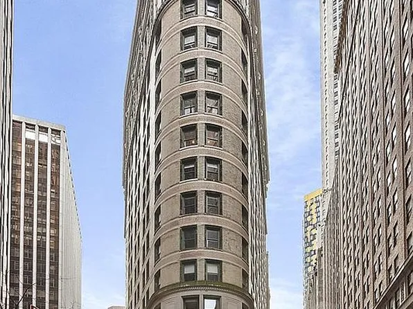1 Wall Street Ct APT 1406, New York, NY 10005