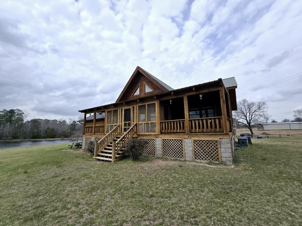 337 Mile Ln, Williston, SC 29853